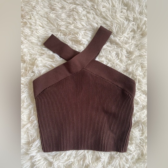 Aritzia Babaton Sculpt Knit Criss Cross Cropped Tank in Coffee Bean - Picture 4 of 8